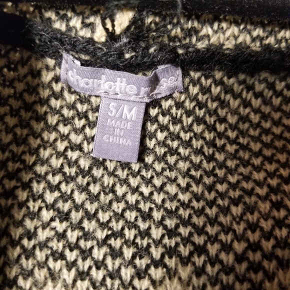 Charlotte Russe | Oversized Aztec Print Cardigan - Picture 3 of 5